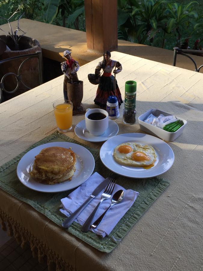 Airport Rio Segundo Studio Bed & Breakfast Alajuela Exterior photo